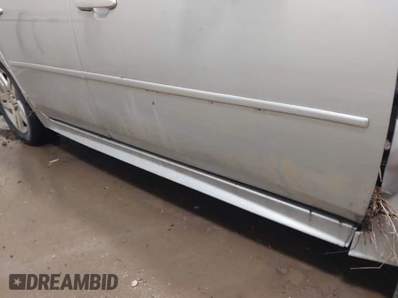 ✅ 2011 Chevrolet Impala LT Fleet • VIN: 2G1WG5EK8B1114230 • Lot: 43819431. Listed on IAAI with 139,188 mi. Free auction sales archive from the USA and detailed vehicle history report at DreamBid. Image 14.