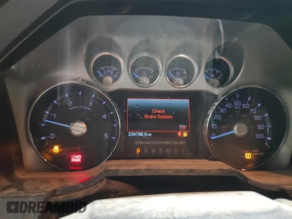 ✅ 2013 Ford F-250 XL • VIN: 1FT7W2BT3DEB45364 • Lot: 80400185. Listed on Copart with 234,786 mi. Free auction sales archive from the USA and detailed vehicle history report at DreamBid. Image 9.