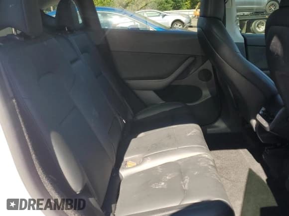 ✅ 2022 Tesla Model Y Long Range • VIN: 7SAYGDEE8NA016465 • Лот: 71863765. Опубликован ранее на Copart с пробегом 42 197 миль. Бесплатный доступ к архиву аукционных продаж из США и подробный отчёт об истории автомобиля на DreamBid. Изображение 11.