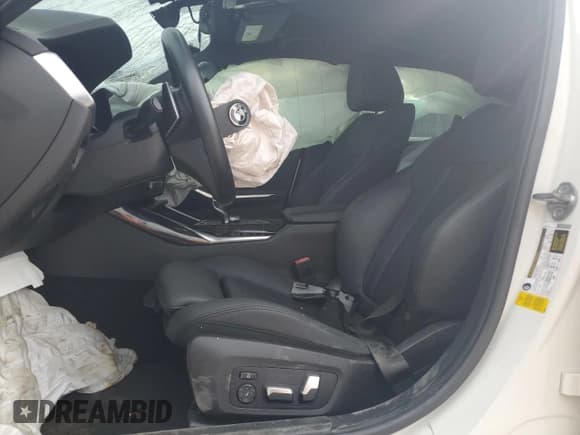 ✅ 2019 BMW 3 Series 330i • VIN: 3MW5R1J59K8A04341 • Лот: 80729795. Опубликован ранее на Copart с пробегом Не указан. Бесплатный доступ к архиву аукционных продаж из США и подробный отчёт об истории автомобиля на DreamBid. Изображение 7.