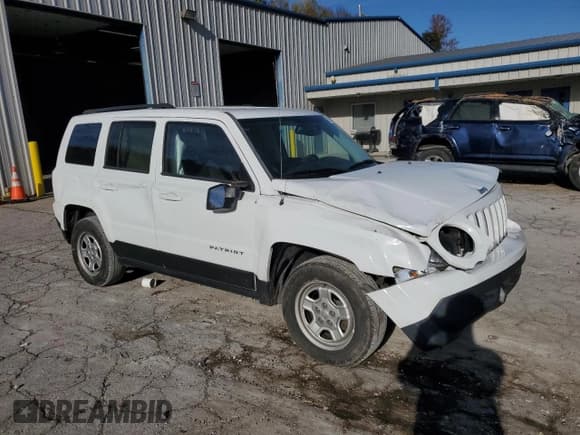 ✅ 2016 Jeep Patriot Sport • VIN: 1C4NJRBB7GD519930 • Lot: 90755025. Wystawiony na Copart z przebiegiem 96 570 mil. Bezpłatny archiwum sprzedaży aukcyjnych z USA i szczegółowy raport historii pojazdu na DreamBid. Zdjęcie 4.