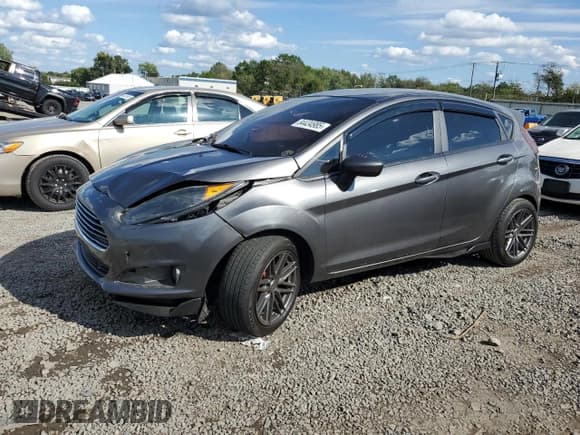 ✅ 2019 Ford Fiesta SE • VIN: 3FADP4EJ0KM102619 • Lot: 84434985. Wystawiony na Copart z przebiegiem 62 409 mil. Bezpłatny archiwum sprzedaży aukcyjnych z USA i szczegółowy raport historii pojazdu na DreamBid. Zdjęcie 1.