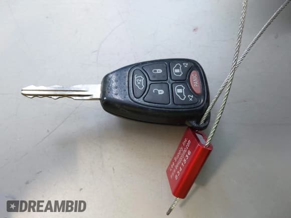 ✅ 2005 Dodge Caravan SXT • VIN: 2D4GP44L15R459026 • Lot: 43711842. Listed on IAAI with 203,644 mi. Free auction sales archive from the USA and detailed vehicle history report at DreamBid. Image 11.