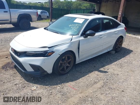 ✅ 2024 Honda Civic Si • VIN: 2HGFE1E51RH473650 • Lot: 42948045. Wystawiony na IAAI z przebiegiem 11 500 mil. Bezpłatny archiwum sprzedaży aukcyjnych z USA i szczegółowy raport historii pojazdu na DreamBid. Zdjęcie 2.