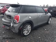 ✅ 2018 MINI Hardtop Cooper S • VIN: WMWXP7C53J2A48656 • Лот: 43630055. Опубликован ранее на IAAI с пробегом 51 887 миль. Бесплатный доступ к архиву аукционных продаж из США и подробный отчёт об истории автомобиля на DreamBid. Изображение 4.