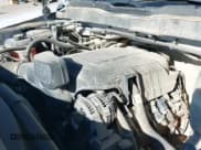 ✅ 2015 Chevrolet Silverado 2500HD Work Truck • VIN: 1GC2KUEG6FZ523396 • Lot: 38620400. Wystawiony na IAAI z przebiegiem 162 878 mil. Bezpłatny archiwum sprzedaży aukcyjnych z USA i szczegółowy raport historii pojazdu na DreamBid. Zdjęcie 19.