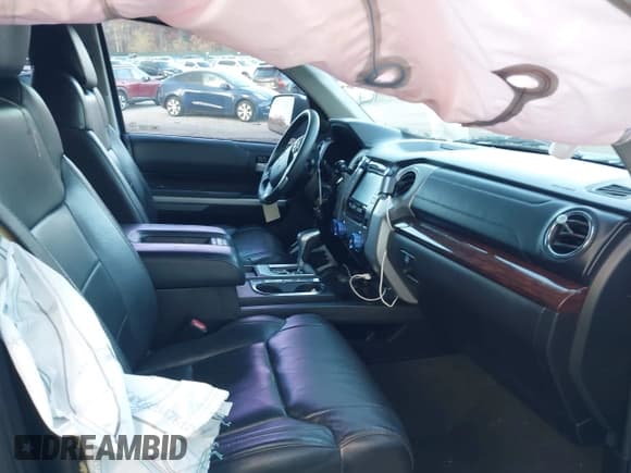 ✅ 2016 Toyota Tundra Limited • VIN: 5TFHY5F15GX494723 • Lot: 43618964. Listed on IAAI with 75,346 mi. Free auction sales archive from the USA and detailed vehicle history report at DreamBid. Image 5.