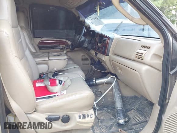 ✅ 2006 Ford F-250 XL • VIN: 1FTSW21PX6EA51581 • Lot: 42942396. Listed on IAAI with Not provided. Free auction sales archive from the USA and detailed vehicle history report at DreamBid. Image 5.