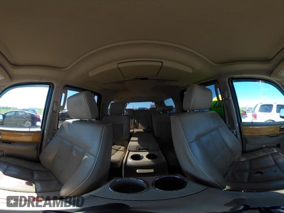 ✅ 2008 Lincoln Navigator • VIN: 5LMFU28538LJ11770 • Lot: 42256213. Listed on IAAI with 293,500 mi. Free auction sales archive from the USA and detailed vehicle history report at DreamBid. Image 18.