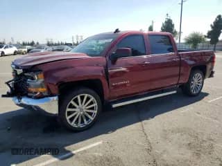 2017 Chevrolet Silverado 1500 LT с VIN 3GCPCRECXHG403262, выставлен на аукционе Copart как лот 82317265 с пробегом 50 570 миль миль и Списание • Salvage title. История ставок и продаж доступна на DreamBid. Изображение 1.