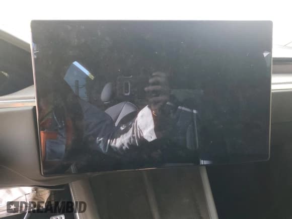 ✅ 2022 Tesla Model X • VIN: 7SAXCAE51NF358557 • Lot: 84437505. Wystawiony na Copart z przebiegiem Nie podano. Bezpłatny archiwum sprzedaży aukcyjnych z USA i szczegółowy raport historii pojazdu na DreamBid. Zdjęcie 9.