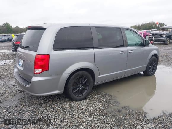 ✅ 2020 Dodge Grand Caravan SXT • VIN: 2C4RDGCG5LR249028 • Лот: 43429696. Опубликован ранее на IAAI с пробегом 92 000 миль. Бесплатный доступ к архиву аукционных продаж из США и подробный отчёт об истории автомобиля на DreamBid. Изображение 4.