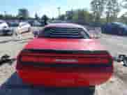 2010 Dodge Challenger R/T Classic z VIN 2B3CJ5DT1AH146286, wystawiony jako IAAI lot #43222881 z przebiegiem 134 868 mil mil oraz . Historia ofert i sprzedaży dostępna na DreamBid. Obrazek 16.