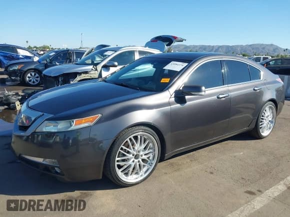 ✅ 2009 Acura TL Technology • VIN: 19UUA86569A018026 • Lot: 43584376. Listed on IAAI with 166,730 mi. Free auction sales archive from the USA and detailed vehicle history report at DreamBid. Image 17.
