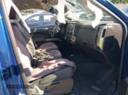 ✅ 2019 Chevrolet Silverado 1500 LT • VIN: 2GCVKPECXK1175049 • Lot: 42763309. Wystawiony na IAAI z przebiegiem 138 069 mil. Bezpłatny archiwum sprzedaży aukcyjnych z USA i szczegółowy raport historii pojazdu na DreamBid. Zdjęcie 5.