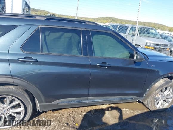 ✅ 2022 Ford Explorer XLT • VIN: 1FMSK8DH0NGB41520 • Лот: 43558557. Опубликован ранее на IAAI с пробегом 52 560 миль. Бесплатный доступ к архиву аукционных продаж из США и подробный отчёт об истории автомобиля на DreamBid. Изображение 13.