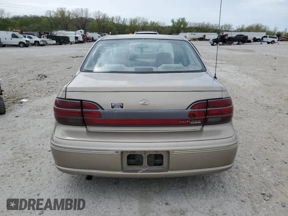 ✅ 1999 Oldsmobile Cutlass GL • VIN: 1G3NB52J8X6307474 • Lot: 53060305. Listed on Copart with 108,722 mi. Free auction sales archive from the USA and detailed vehicle history report at DreamBid. Image 6.