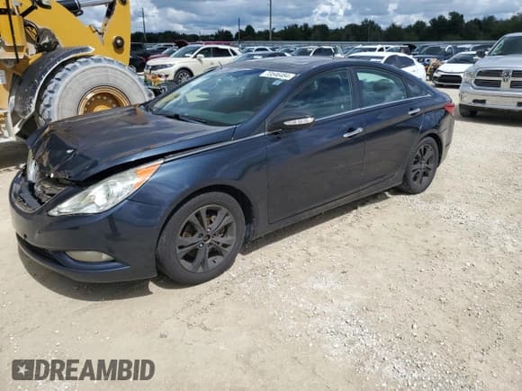 ✅ 2011 Hyundai Sonata Limited • VIN: 5NPEC4AC0BH288346 • Lot: 73546484. Listed on Copart with 256,254 mi. Free auction sales archive from the USA and detailed vehicle history report at DreamBid. Image 1.