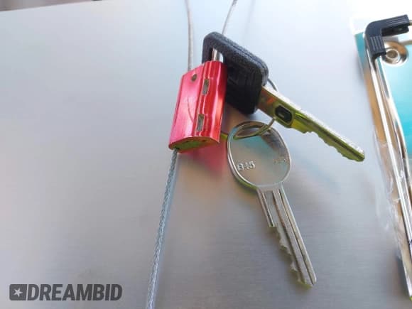 ✅ 1997 Cadillac DeVille • VIN: 1G6KD54YXVU290650 • Lot: 42130738. Wystawiony na IAAI z przebiegiem 115 346 mil. Bezpłatny archiwum sprzedaży aukcyjnych z USA i szczegółowy raport historii pojazdu na DreamBid. Zdjęcie 11.