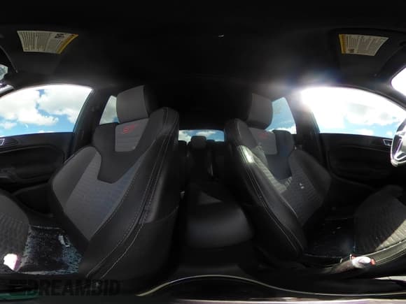 ✅ 2014 Ford Fiesta ST • VIN: 3FADP4GX3EM201232 • Лот: 43112172. Опубликован ранее на IAAI с пробегом 92 456 миль. Бесплатный доступ к архиву аукционных продаж из США и подробный отчёт об истории автомобиля на DreamBid. Изображение 18.