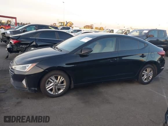 ✅ 2019 Hyundai Elantra SEL • VIN: 5NPD84LF3KH478517 • Лот: 43640052. Опубликован ранее на IAAI с пробегом 127 256 миль. Бесплатный доступ к архиву аукционных продаж из США и подробный отчёт об истории автомобиля на DreamBid. Изображение 14.