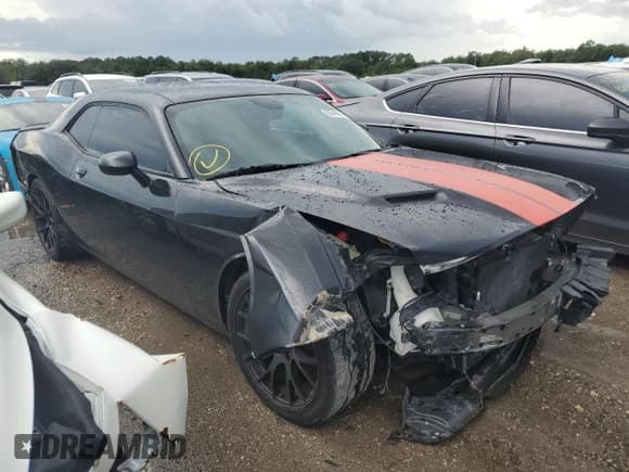 ✅ 2019 Dodge Challenger SXT • VIN: 2C3CDZAG7KH723655 • Lot: 60748814. Wystawiony na Copart z przebiegiem 63 985 mil. Bezpłatny archiwum sprzedaży aukcyjnych z USA i szczegółowy raport historii pojazdu na DreamBid. Zdjęcie 4.