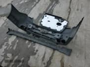 ✅ 2015 Hyundai Genesis 5.0L • VIN: KMHGN4JF5FU015827 • Lot: 44523115. Wystawiony na Copart z przebiegiem 109 530 mil. Bezpłatny archiwum sprzedaży aukcyjnych z USA i szczegółowy raport historii pojazdu na DreamBid. Zdjęcie 12.