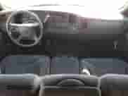 2002 GMC Sierra 1500 SLE с VIN 2GTEK19T421149196, выставлен на аукционе Copart как лот 90694535 с пробегом 246 709 миль миль и Списание • Salvage title. История ставок и продаж доступна на DreamBid. Изображение 8.