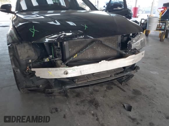 ✅ 2013 BMW 3 Series 328i • VIN: WBA3A5C53DF358062 • Lot: 43794471. Wystawiony na IAAI z przebiegiem 158 048 mil. Bezpłatny archiwum sprzedaży aukcyjnych z USA i szczegółowy raport historii pojazdu na DreamBid. Zdjęcie 6.