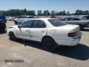 ✅ 1995 Toyota Camry LE • VIN: 4T1GK12E6SU083190 • Lot: 70914815. Wystawiony na Copart z przebiegiem 270 869 mil. Bezpłatny archiwum sprzedaży aukcyjnych z USA i szczegółowy raport historii pojazdu na DreamBid. Zdjęcie 2.