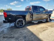 ✅ 2018 Chevrolet Silverado 1500 Custom • VIN: 1GCRCPEC4JZ319859 • Lot: 91037375. Wystawiony na Copart z przebiegiem 122 464 mil. Bezpłatny archiwum sprzedaży aukcyjnych z USA i szczegółowy raport historii pojazdu na DreamBid. Zdjęcie 3.
