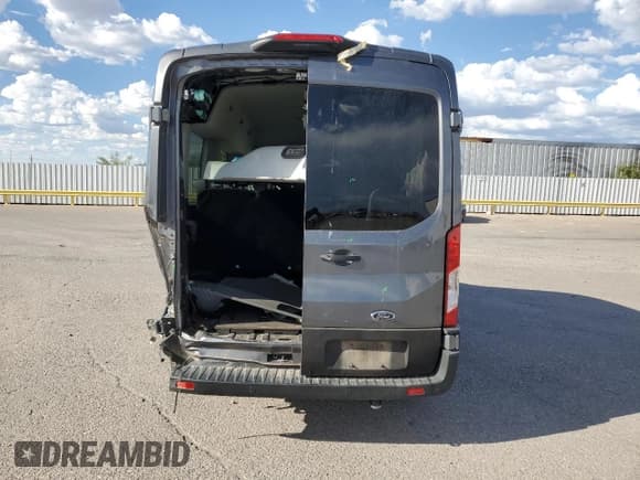 ✅ 2024 Ford Transit Passenger XL • VIN: 1FBAX2C84RKB38434 • Lot: 72059625. Listed on Copart with 11,115 mi. Free auction sales archive from the USA and detailed vehicle history report at DreamBid. Image 6.