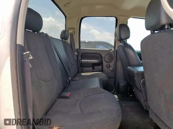 ✅ 2004 Dodge 2500 ST • VIN: 3D7KA28D84G159140 • Lot: 60584795. Wystawiony na Copart z przebiegiem 242 612 mil. Bezpłatny archiwum sprzedaży aukcyjnych z USA i szczegółowy raport historii pojazdu na DreamBid. Zdjęcie 10.