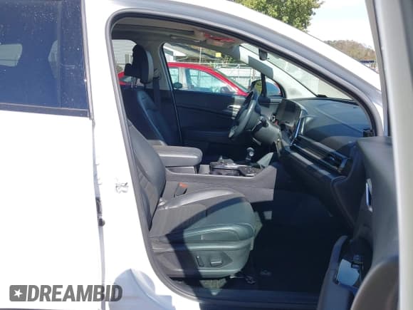 ✅ 2023 Kia Sportage SX-Prestige • VIN: 5XYK53AF9PG132662 • Lot: 43481019. Listed on IAAI with 43,594 mi. Free auction sales archive from the USA and detailed vehicle history report at DreamBid. Image 5.