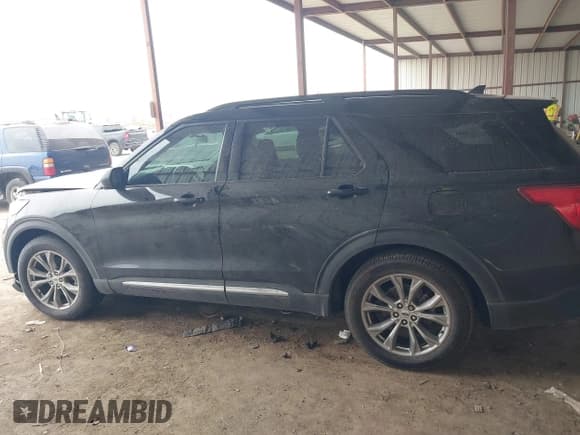 ✅ 2020 Ford Explorer XLT • VIN: 1FMSK7DH9LGC27951 • Lot: 41623009. Wystawiony na IAAI z przebiegiem 93 918 mil. Bezpłatny archiwum sprzedaży aukcyjnych z USA i szczegółowy raport historii pojazdu na DreamBid. Zdjęcie 14.
