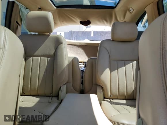✅ 2008 Mercedes-Benz R 3.5L • VIN: 4JGCB65E18A073006 • Lot: 52351234. Listed on Copart with 253,978 mi. Free auction sales archive from the USA and detailed vehicle history report at DreamBid. Image 10.