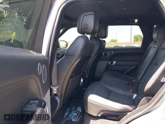 ✅ 2020 Land Rover Range Rover Sport HSE • VIN: SALWR2SU3LA896975 • Lot: 42592697. Listed on IAAI with 32,058 mi. Free auction sales archive from the USA and detailed vehicle history report at DreamBid. Image 8.