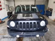 ✅ 2017 Jeep Patriot Sport SE • VIN: 1C4NJPBA9HD120370 • Лот: 59902625. Опубликован ранее на Copart с пробегом 99 447 миль. Бесплатный доступ к архиву аукционных продаж из США и подробный отчёт об истории автомобиля на DreamBid. Изображение 5.