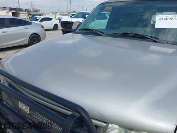 ✅ 2005 Chevrolet Suburban LS • VIN: 3GNEC16Z65G212582 • Лот: 42409878. Опубликован ранее на IAAI с пробегом 141 303 миль. Бесплатный доступ к архиву аукционных продаж из США и подробный отчёт об истории автомобиля на DreamBid. Изображение 18.