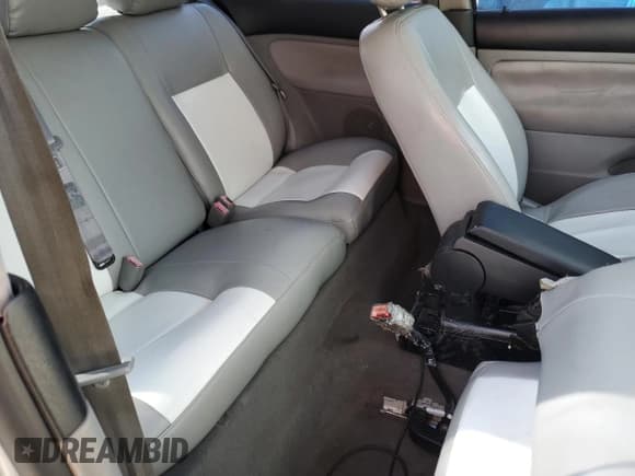 ✅ 2003 Volkswagen Golf GL • VIN: 9BWBK61J034042961 • Лот: 67733725. Опубликован ранее на Copart с пробегом Не указан. Бесплатный доступ к архиву аукционных продаж из США и подробный отчёт об истории автомобиля на DreamBid. Изображение 10.