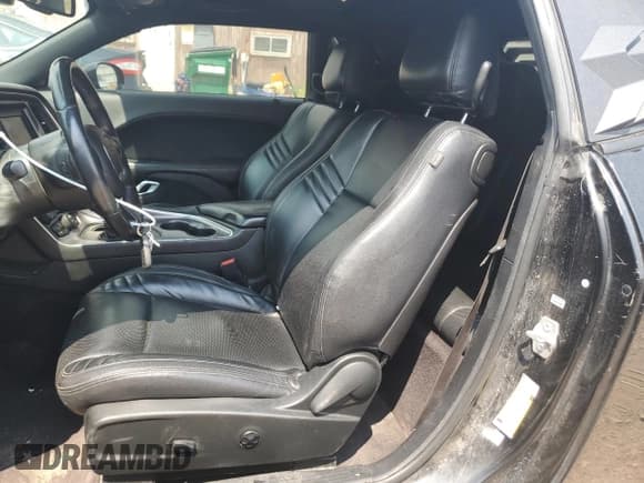 ✅ 2018 Dodge Challenger T/A • VIN: 2C3CDZBT3JH334537 • Lot: 65013004. Wystawiony na Copart z przebiegiem 86 398 mil. Bezpłatny archiwum sprzedaży aukcyjnych z USA i szczegółowy raport historii pojazdu na DreamBid. Zdjęcie 7.