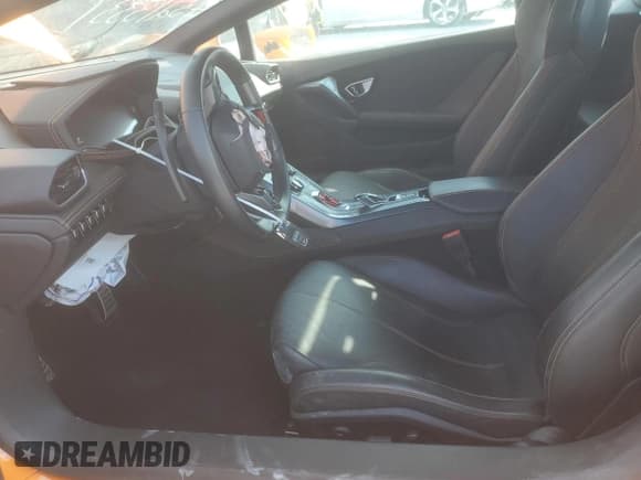 ✅ 2015 Lamborghini Huracan • VIN: ZHWUC1ZFXFLA02670 • Лот: 89652395. Опубликован ранее на Copart с пробегом 13 840 миль. Бесплатный доступ к архиву аукционных продаж из США и подробный отчёт об истории автомобиля на DreamBid. Изображение 7.