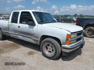 ✅ 1995 Chevrolet Silverado 1500 • VIN: 2GCEC19K4S1103355 • Lot: 42760295. Wystawiony na IAAI z przebiegiem 175 822 mil. Bezpłatny archiwum sprzedaży aukcyjnych z USA i szczegółowy raport historii pojazdu na DreamBid. Zdjęcie 1.
