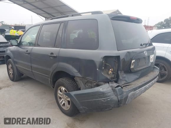 ✅ 2003 Honda Pilot EX • VIN: 2HKYF186X3H561698 • Lot: 42809740. Listed on IAAI with 178,159 mi. Free auction sales archive from the USA and detailed vehicle history report at DreamBid. Image 3.