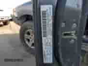 2009 Dodge 1500 SLT z VIN 1D3HV18T89S737478, wystawiony jako Copart lot #64694634 z przebiegiem 217 143 mil mil oraz Szkoda całkowita • Salvage title. Historia ofert i sprzedaży dostępna na DreamBid. Obrazek 12.