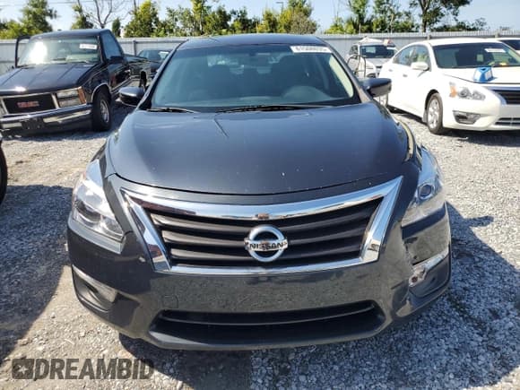 ✅ 2015 Nissan Altima 2.5 • VIN: 1N4AL3AP5FC261307 • Lot: 61508035. Listed on Copart with 171,551 mi. Free auction sales archive from the USA and detailed vehicle history report at DreamBid. Image 5.