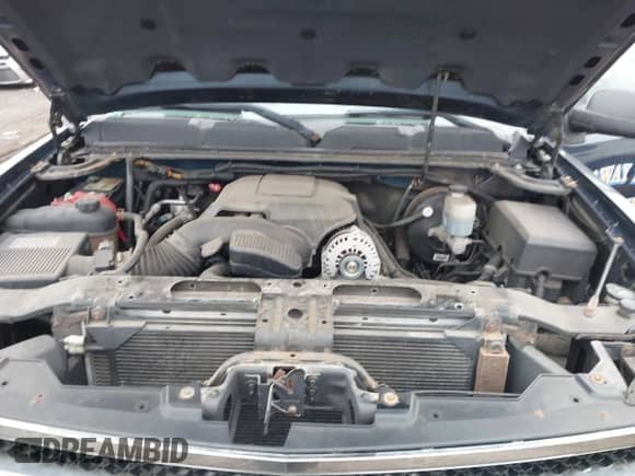 2009 Chevrolet Silverado 1500 LS with VIN 3GCEK13C99G239101, listed as a IAAI auction lot 41357264 with 92,686 mi miles and . Bid and sale history available at DreamBid. Image 10.