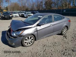✅ 2013 Hyundai Accent GLS • VIN: KMHCU4AE7DU575998 • Лот: 79079034. Опубликован ранее на Copart с пробегом 161 127 миль. Бесплатный доступ к архиву аукционных продаж из США и подробный отчёт об истории автомобиля на DreamBid. Изображение 1.
