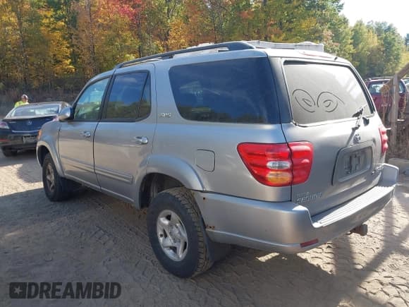 ✅ 2002 Toyota Sequoia SR5 • VIN: 5TDBT44AX2S070809 • Лот: 43394810. Опубликован ранее на IAAI с пробегом 239 685 миль. Бесплатный доступ к архиву аукционных продаж из США и подробный отчёт об истории автомобиля на DreamBid. Изображение 3.