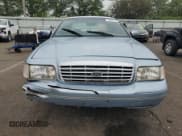 ✅ 2002 Ford Crown Victoria LX • VIN: 2FAFP74W62X107951 • Лот: 58202135. Опубликован ранее на Copart с пробегом 118 197 миль. Бесплатный доступ к архиву аукционных продаж из США и подробный отчёт об истории автомобиля на DreamBid. Изображение 5.